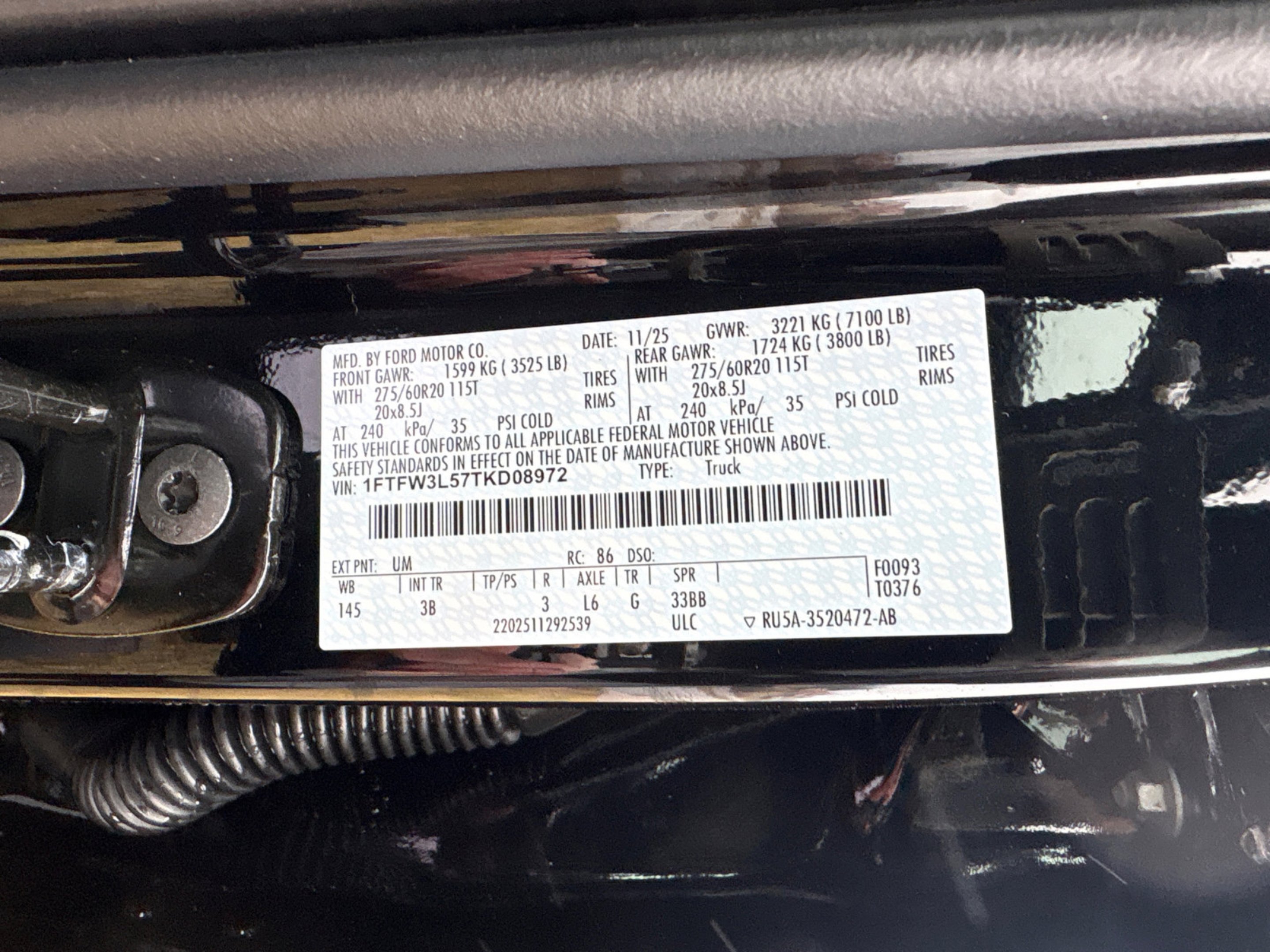 New 2026 Agate Black Metallic Ford XLT image 30