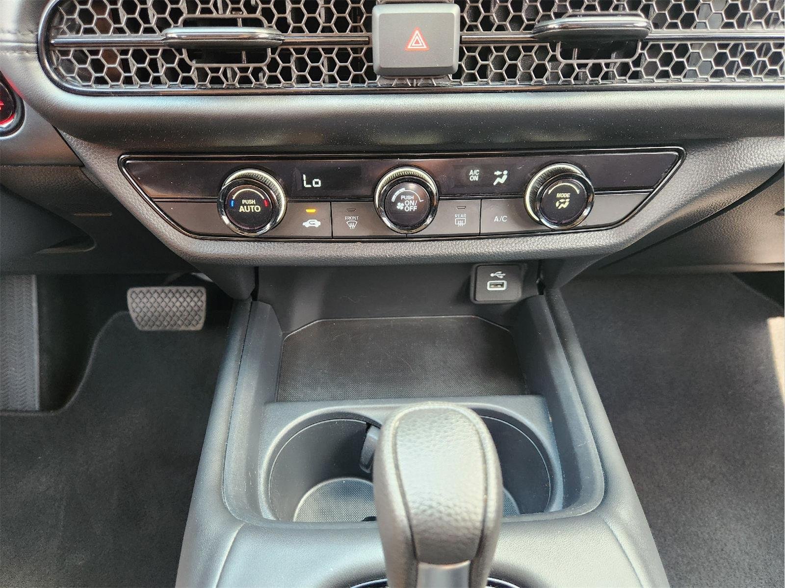 2025 Honda HR-V LX - Photo 18