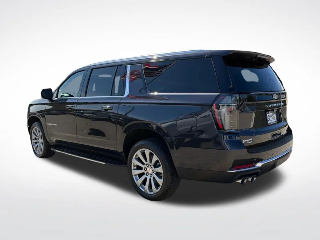 2026 Chevrolet Suburban Premier - Photo 37