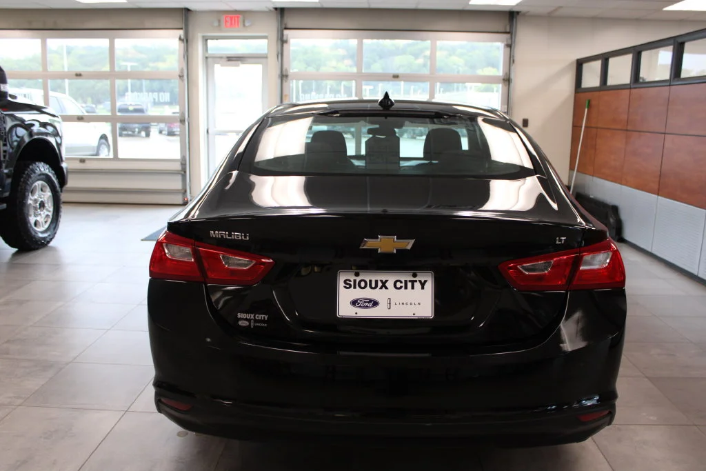 Certified Used 2024 Mosaic Black Metallic Chevrolet LT image 5