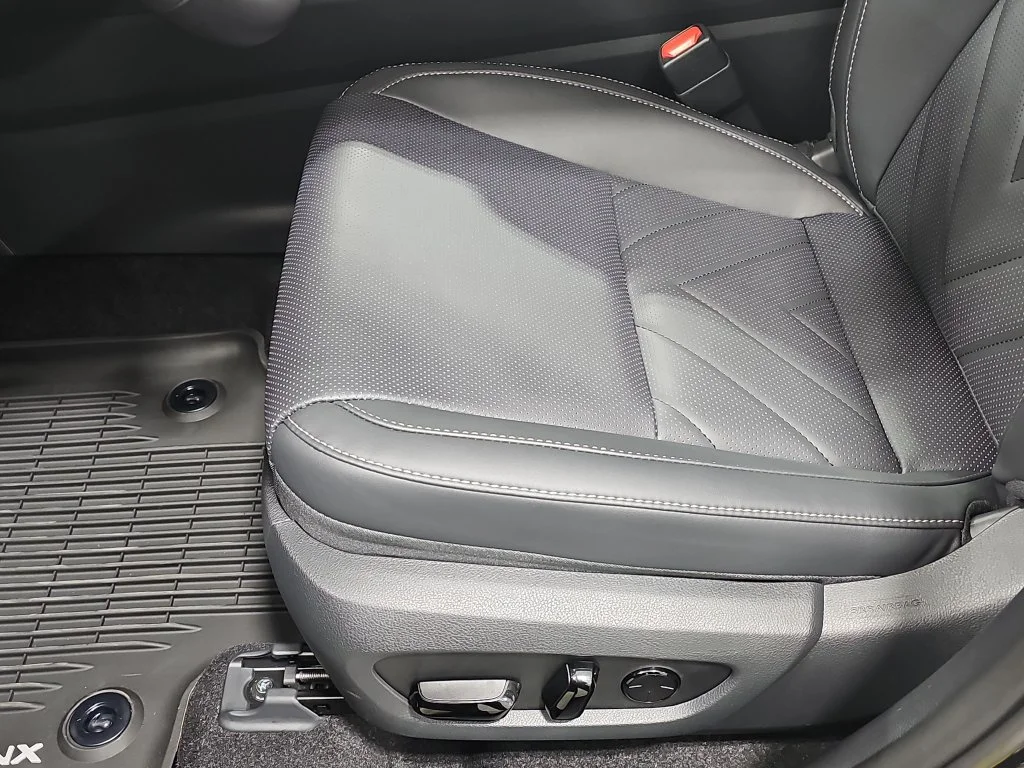 New 2026 Caviar Lexus PREMIUM PLUS AWD image 28