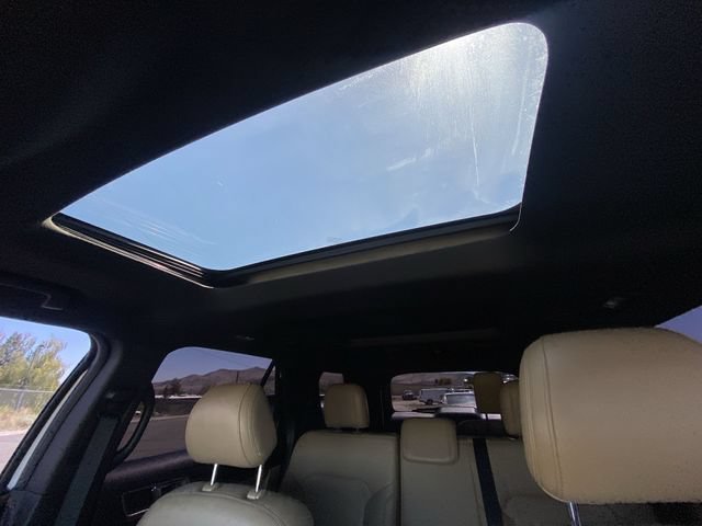 Used 2017 White Ford XLT image 22