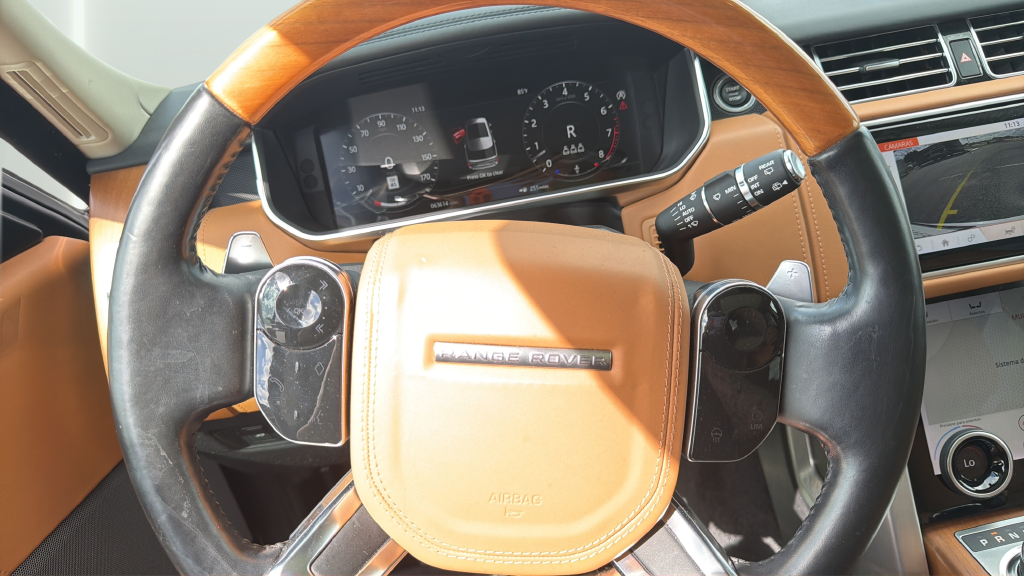 Used 2020 Fuji White Land Rover Autobiography image 35