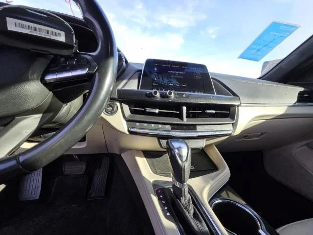 Used 2020 RED OBSESSION TINTCOAT Cadillac Luxury image 3