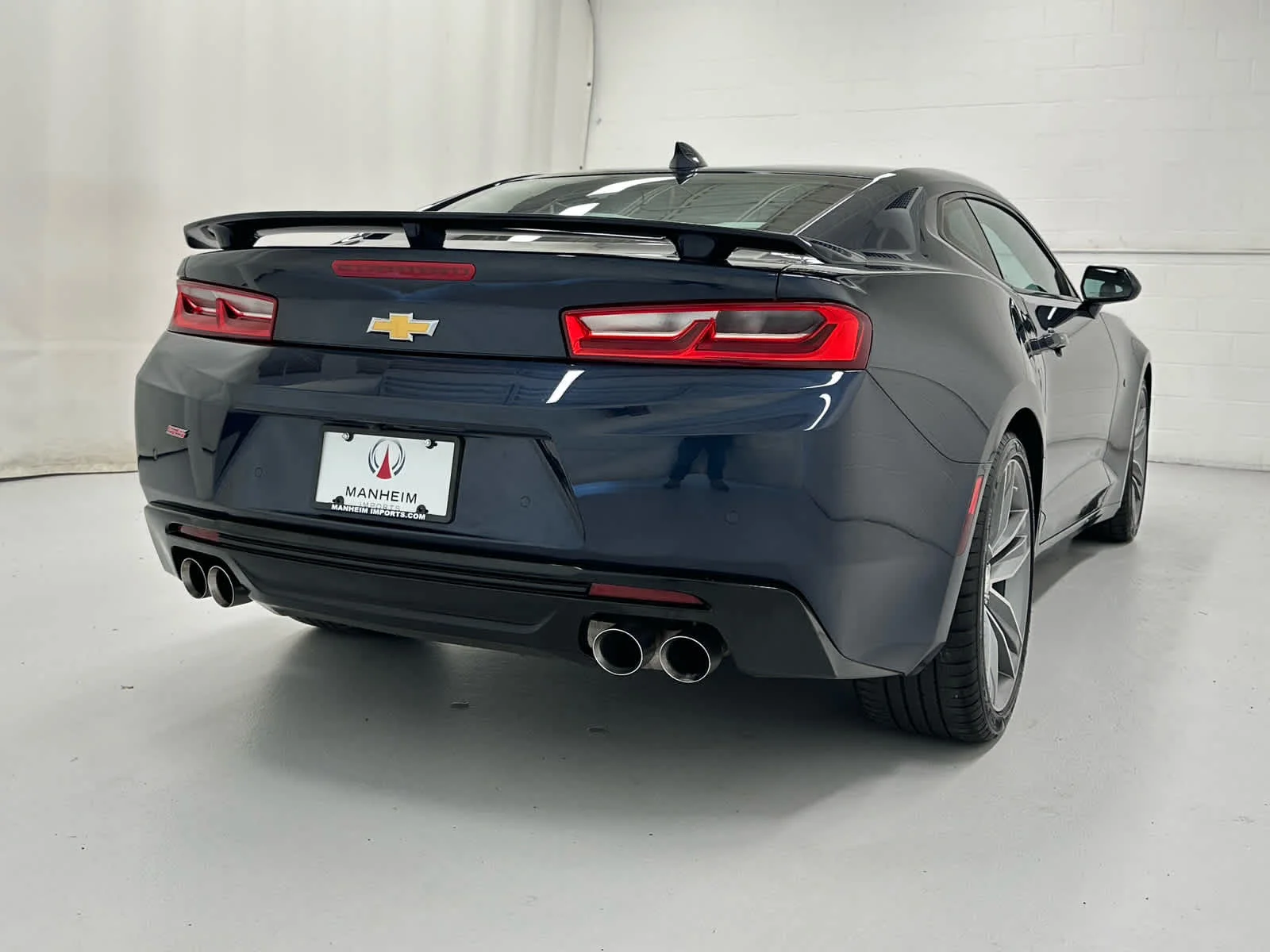 Used 2016 Blue Velvet Metallic Chevrolet 2SS image 6
