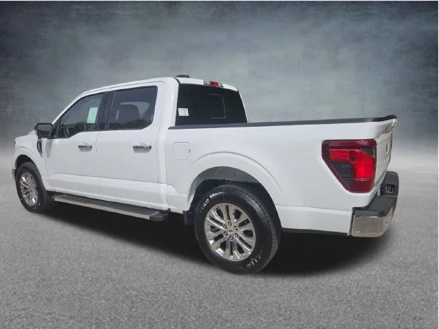 New 2026 Oxford White Ford XLT image 37