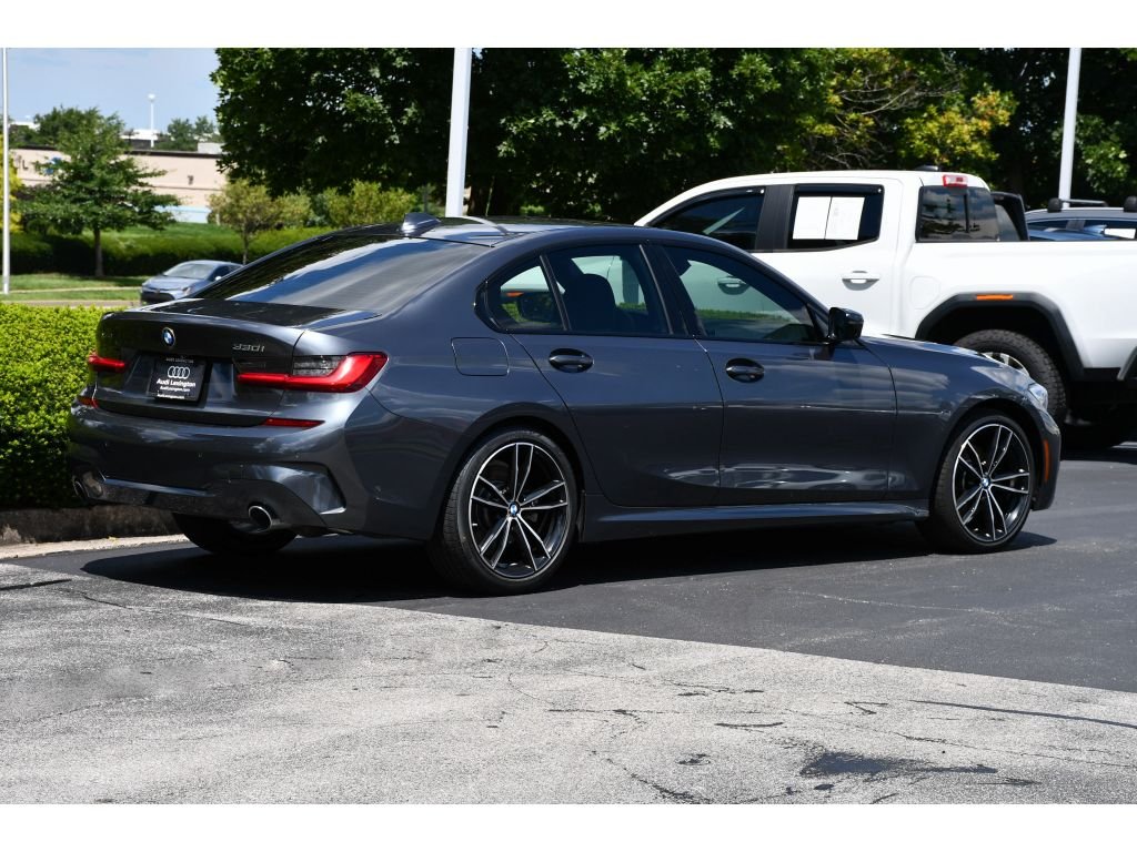 Used 2021 Mineral Gray Metallic BMW 330i xDrive image 4