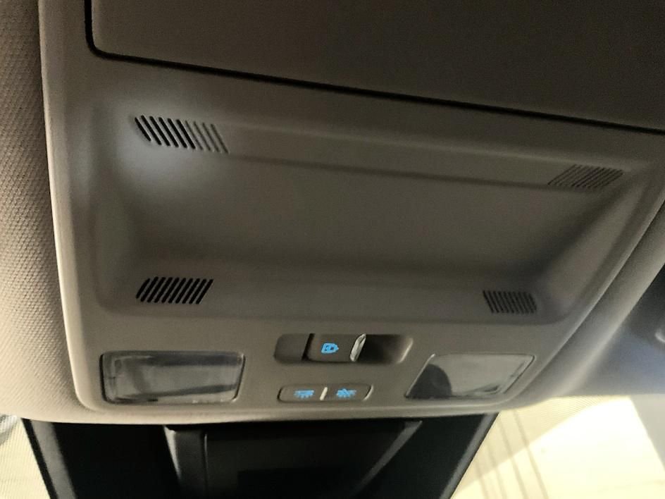Used 2024 White Ford XLT image 20