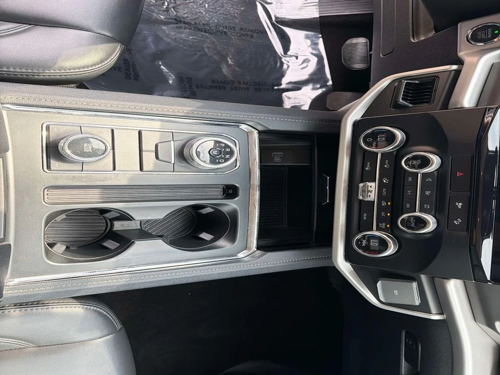 Used 2023 Star White Ford XLT image 28