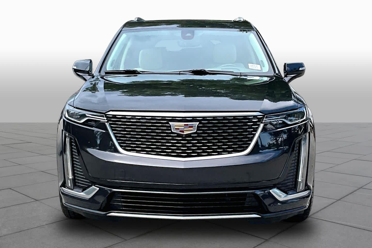 Used 2020 Manhattan Noir Metallic Cadillac FWD Premium Luxury image 4