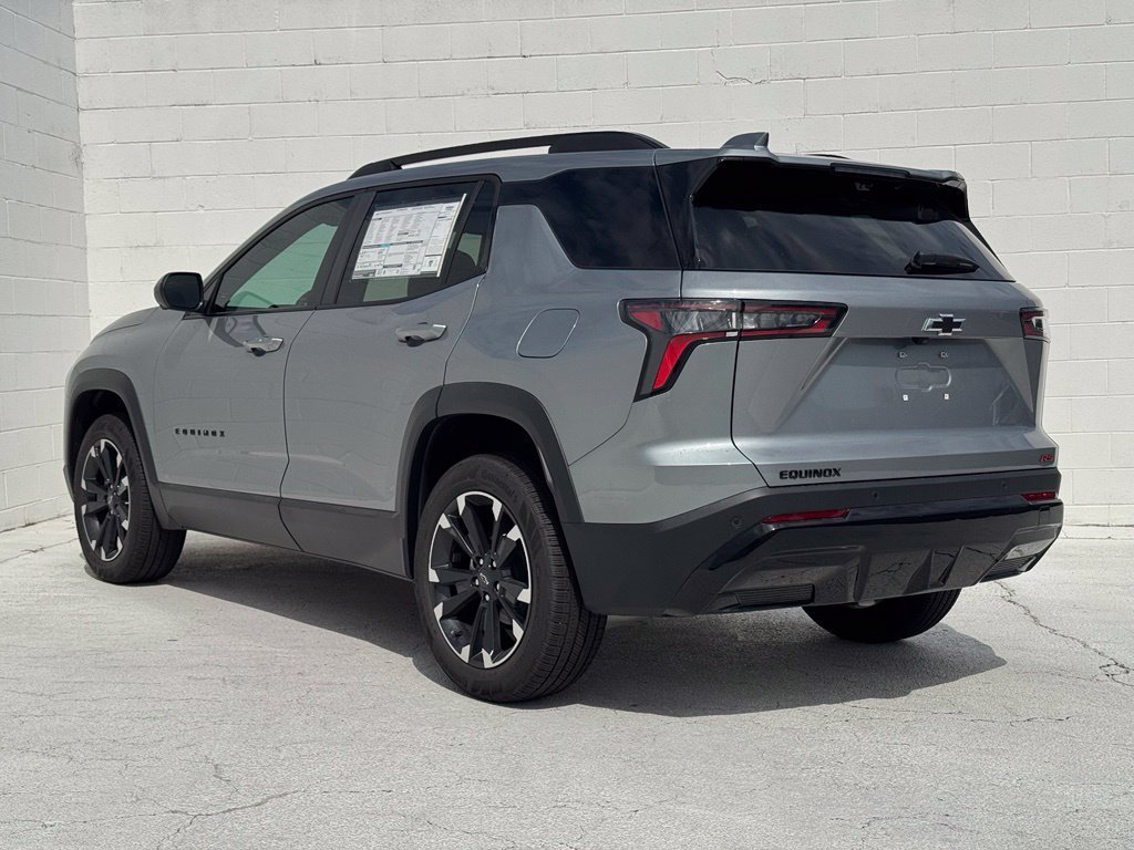 2027 Chevrolet Equinox RS - Photo 11