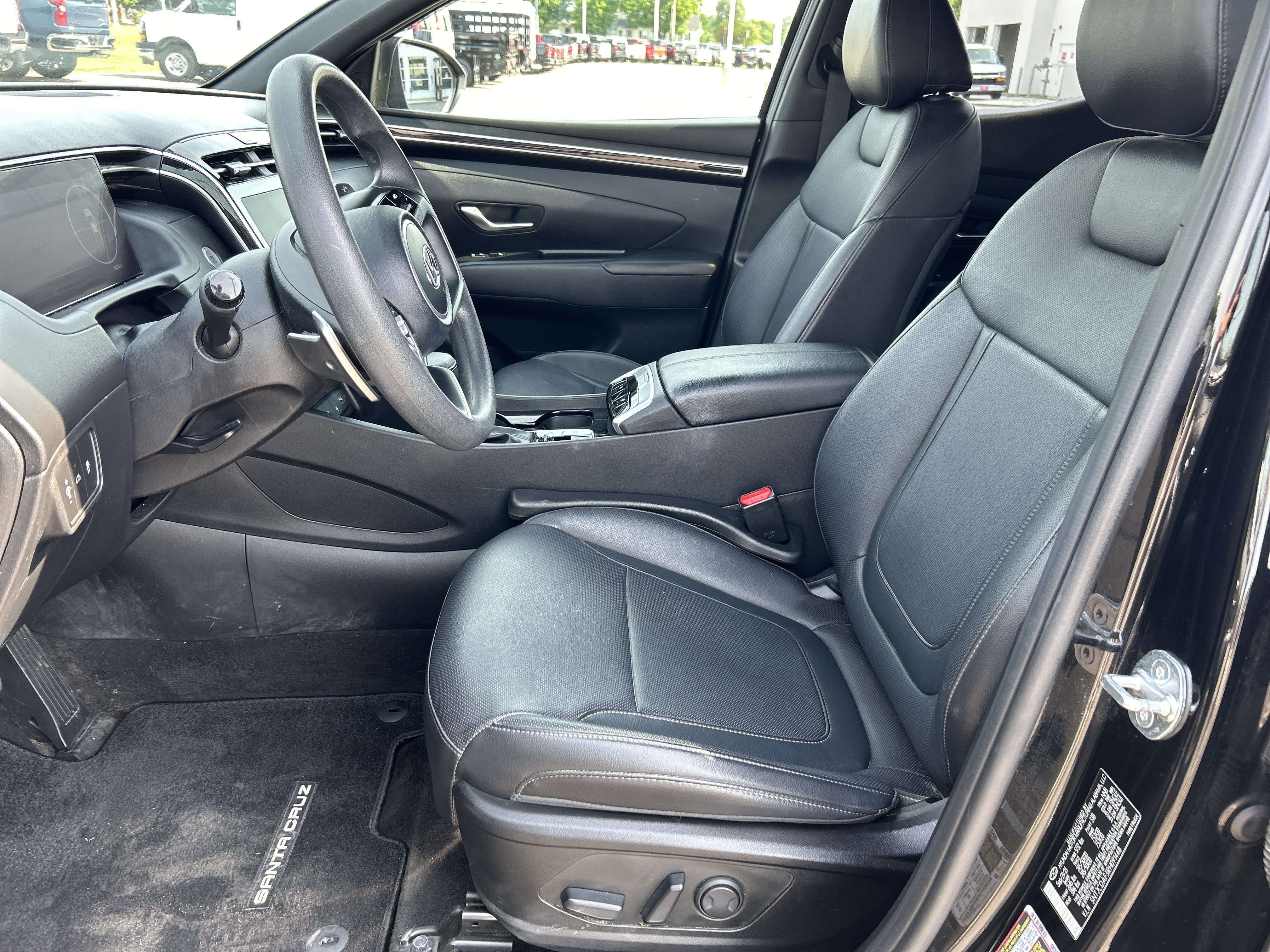 Used 2024 Phantom Black Hyundai NIGHT image 9