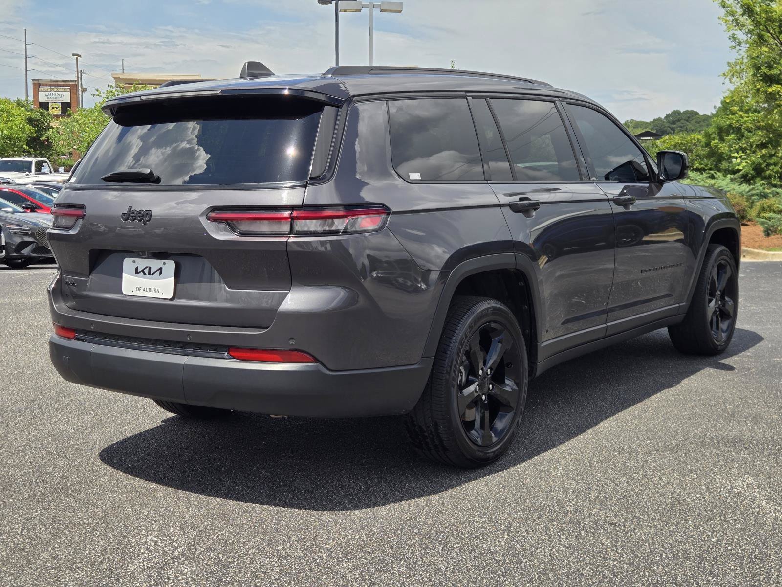 Used 2025 Gray Jeep Laredo image 6