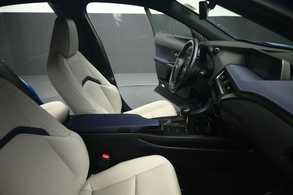 Used 2021 Blue Lexus 250h Base image 60