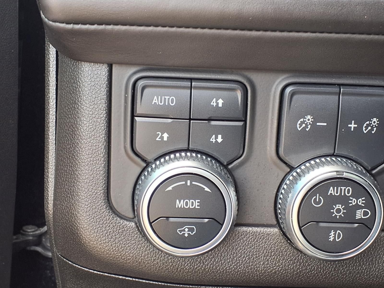 Used 2023 Onyx Black GMC Denali Ultimate image 12