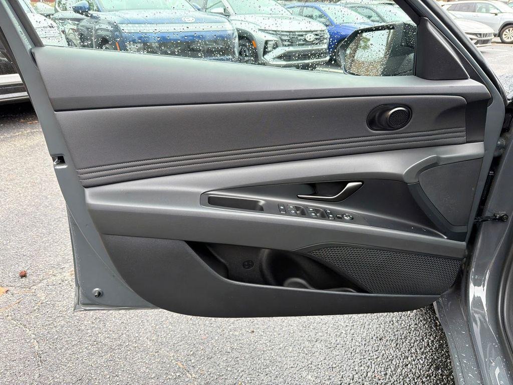 New 2026 Gray Hyundai SEL Sport image 10