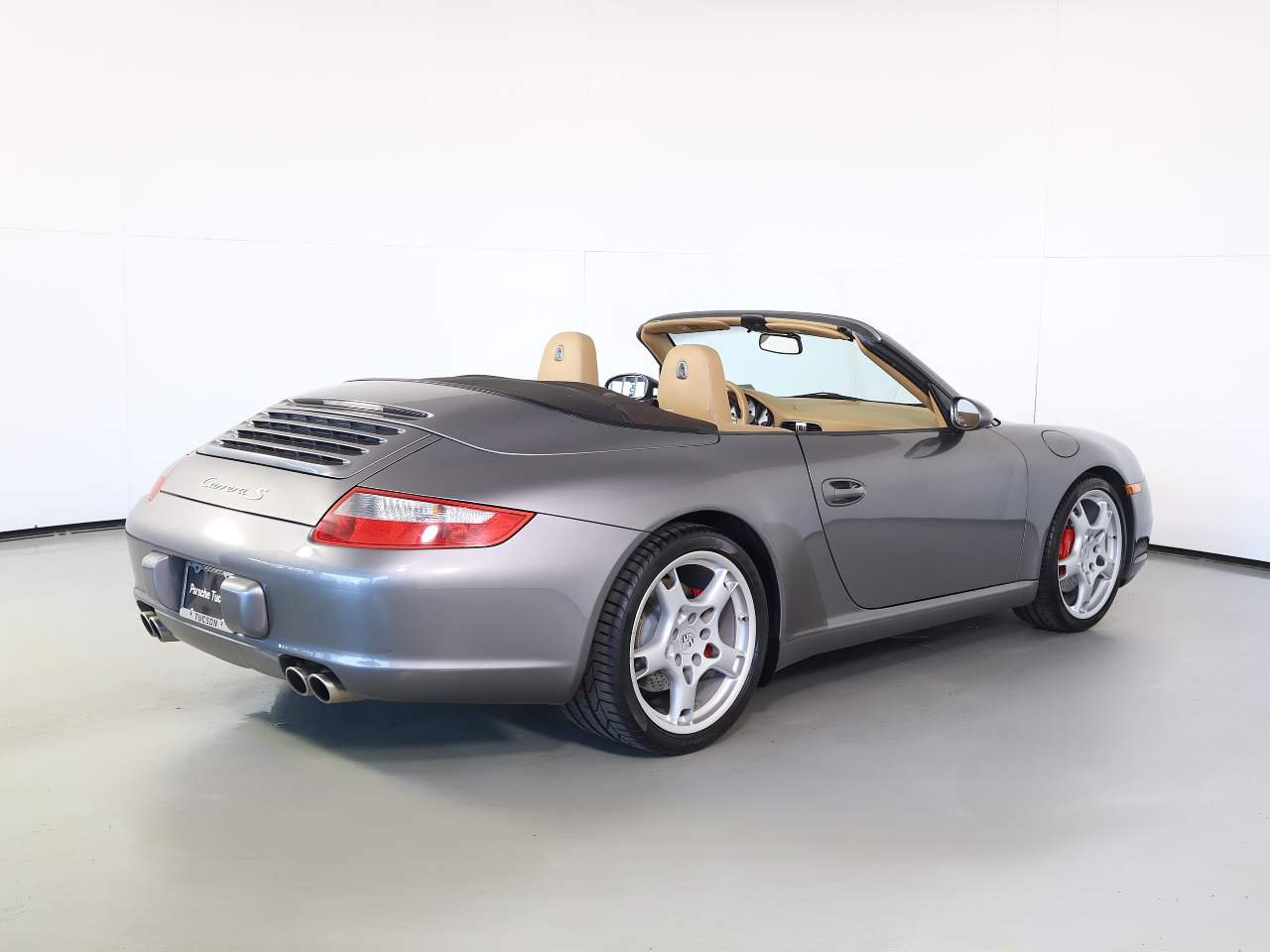 Used 2007 Grey Porsche Carrera S image 7