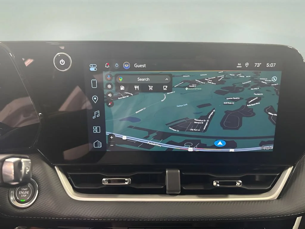 New 2027 Mosaic Black Metallic Chevrolet LT image 23
