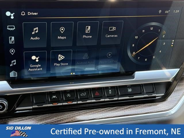 Used 2023 Summit White Chevrolet LT image 3