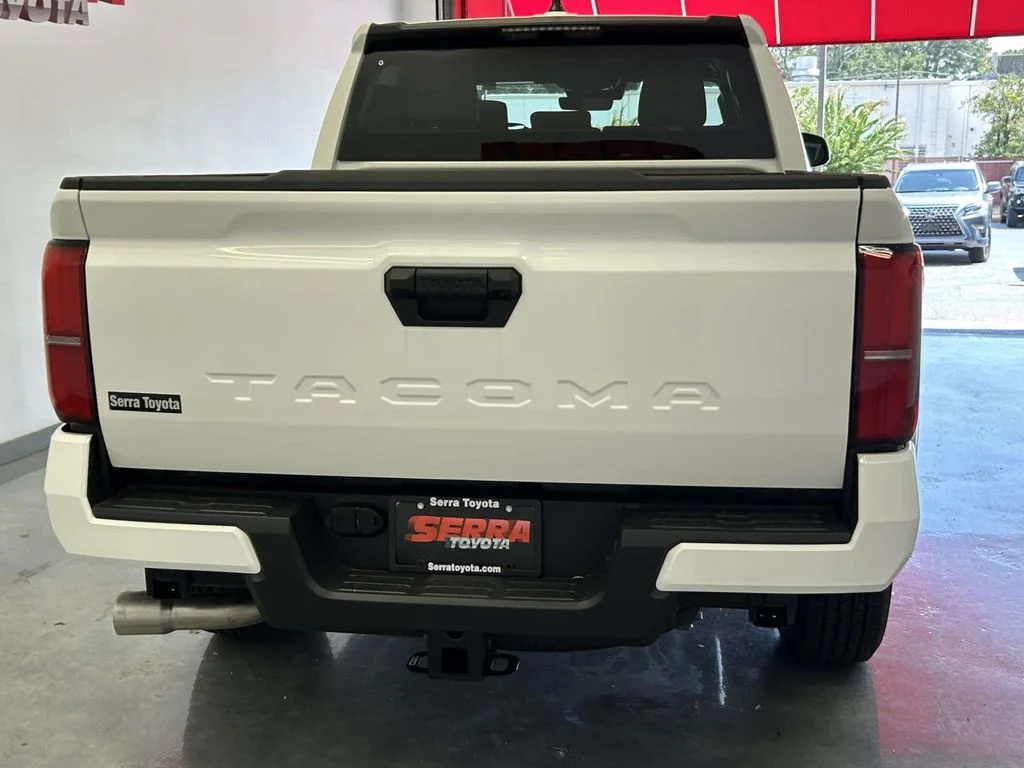 Used 2026 White Toyota SR5 image 4