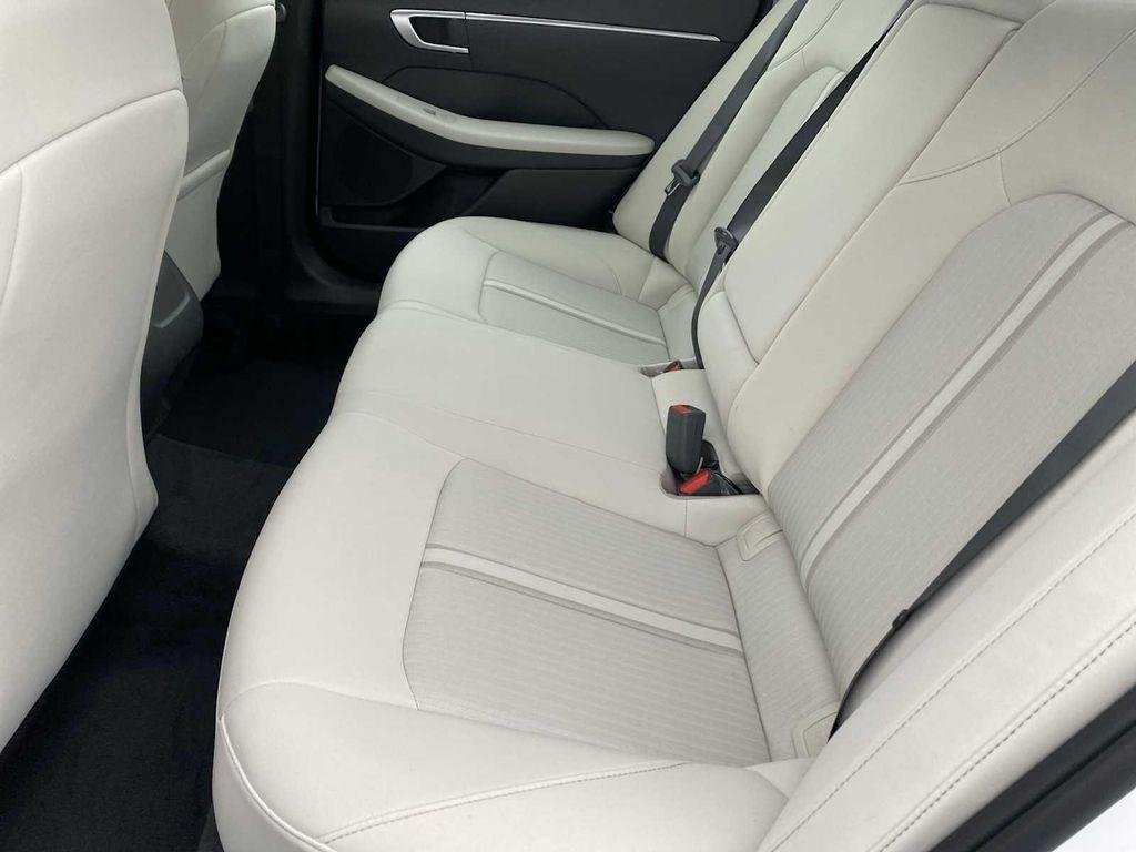 New 2026 White Hyundai SEL Sport image 29
