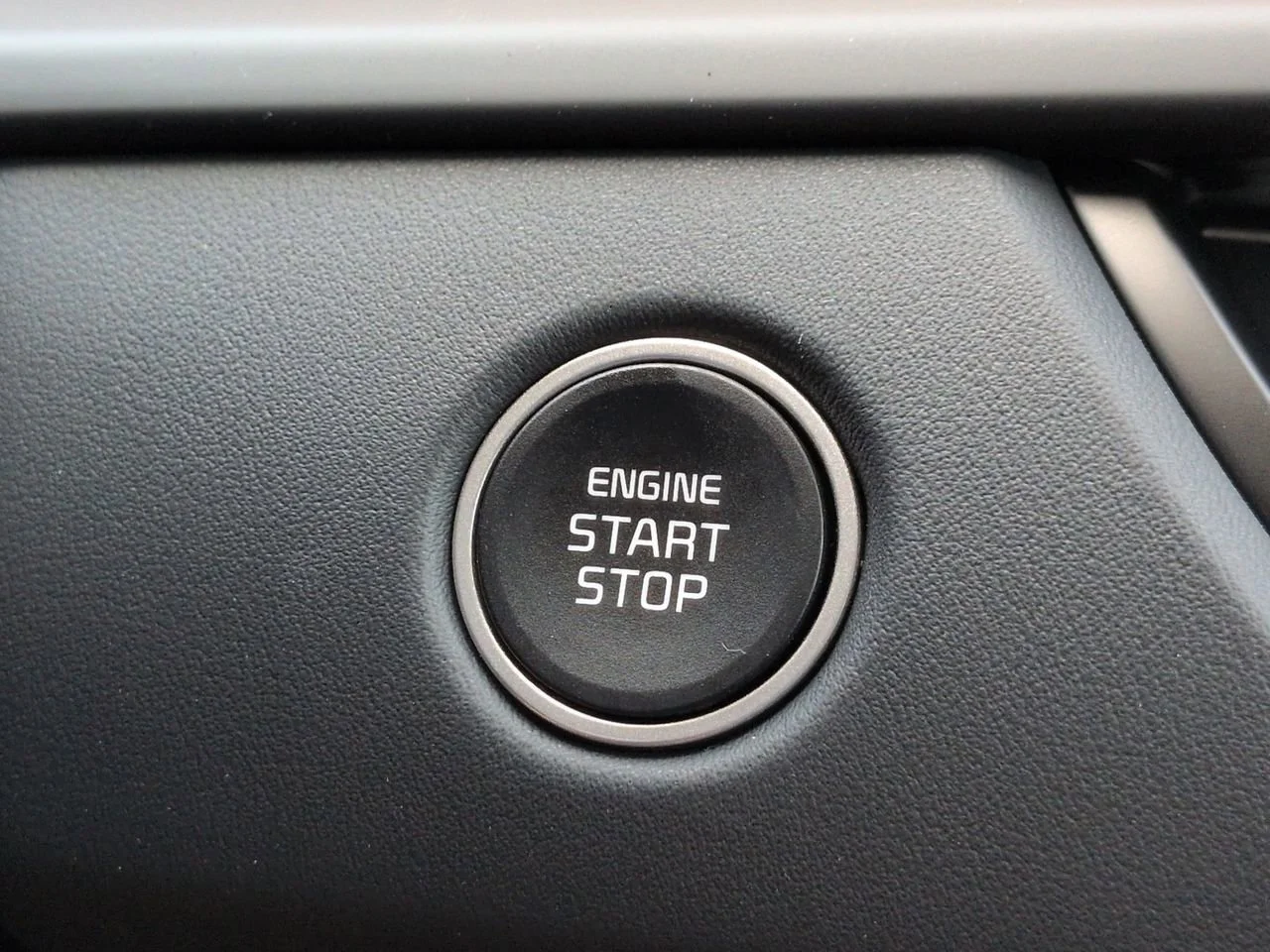 New 2026 Gravity Gray Kia EX image 33