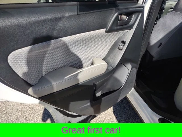 Certified Used 2018 Crystal White Pearl Subaru 2.5i Premium image 16