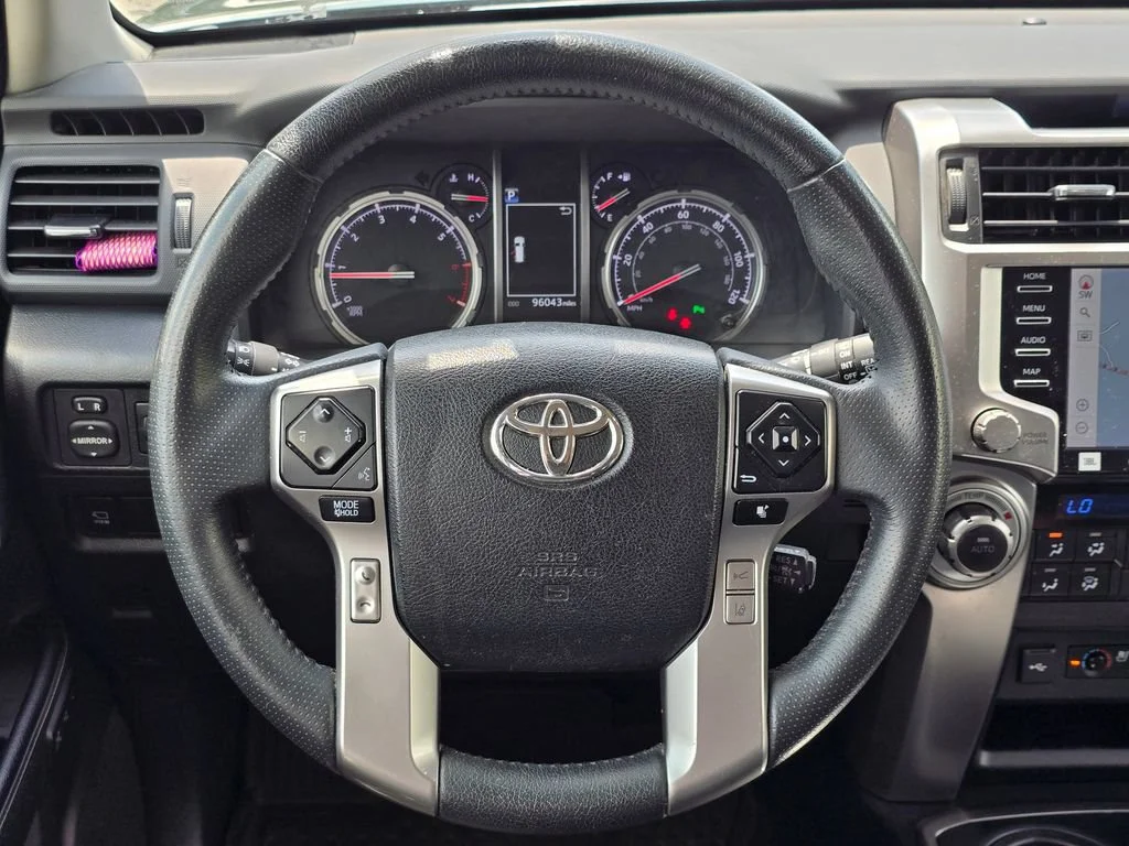 2022 Toyota 4Runner Limited - Photo 7
