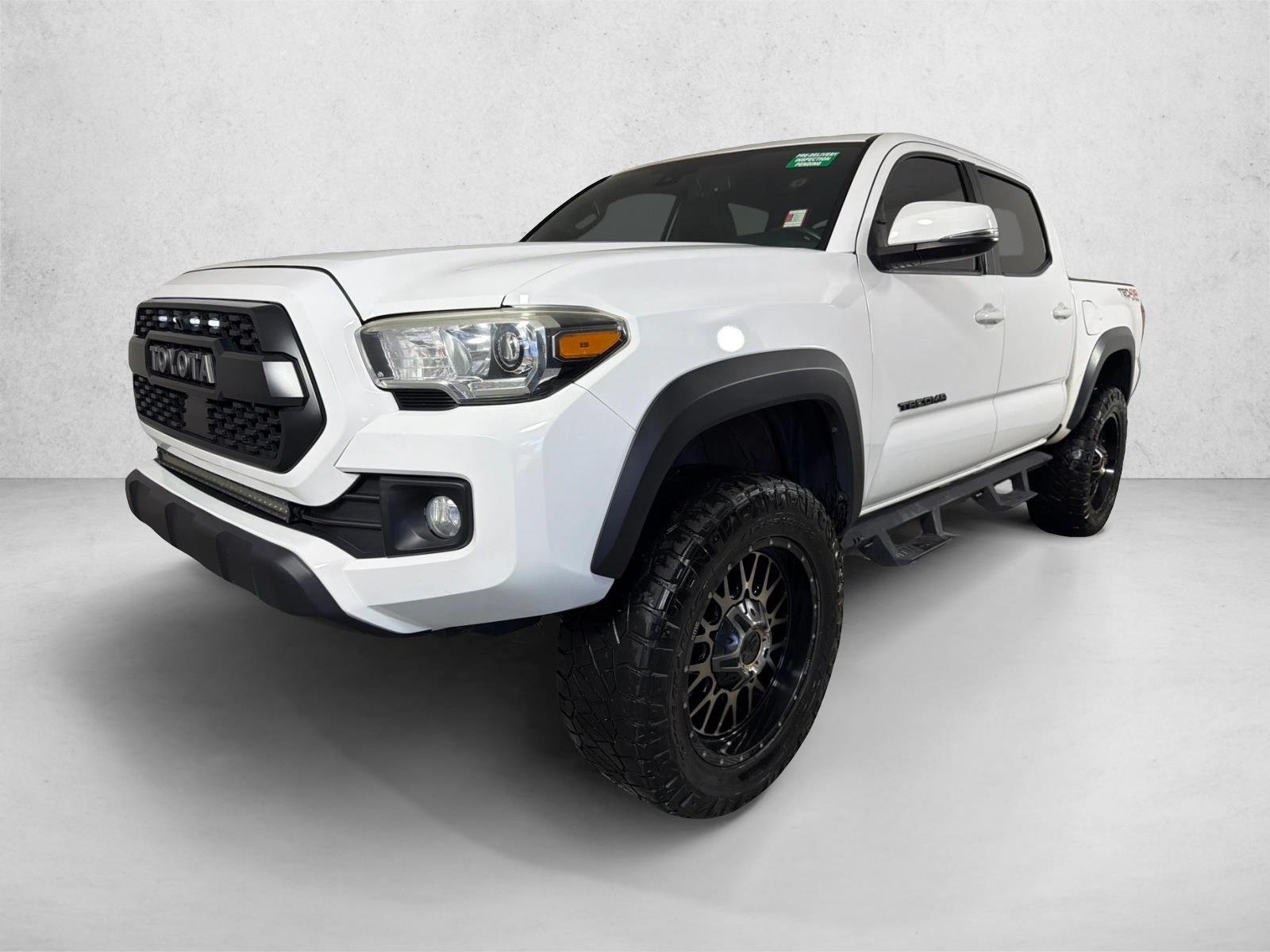 Used 2019 Super White Toyota TRD Off Road image 7