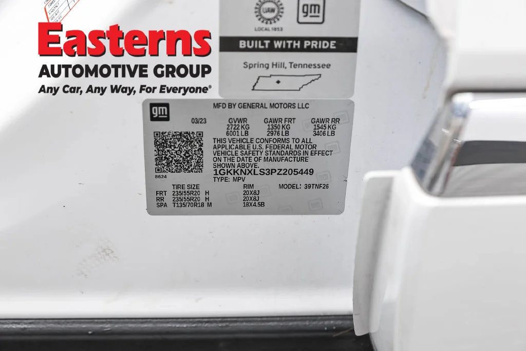 Used 2023 White GMC Denali image 44