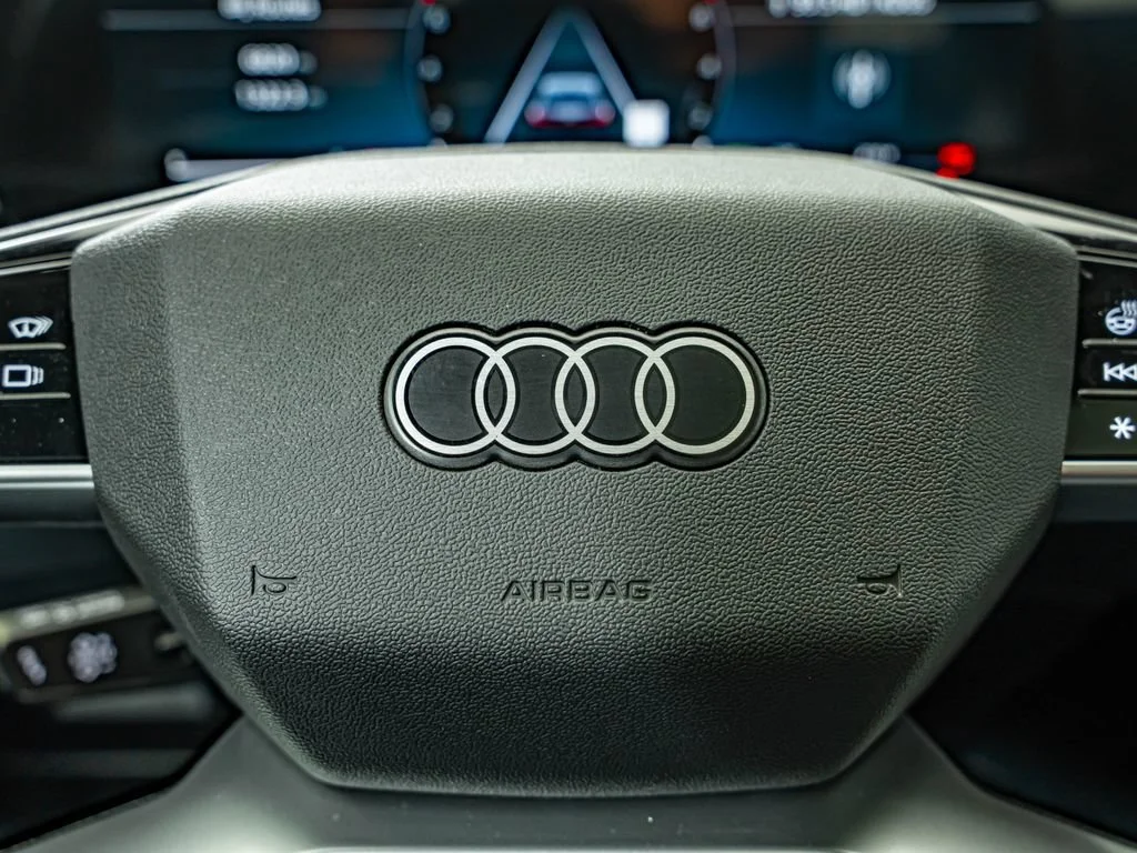 Used 2025 Glacier White Audi 2.0T Premium Plus image 21