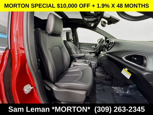 New 2026 Red Hot Pearl-Coat Exterior Paint Chrysler Select image 29