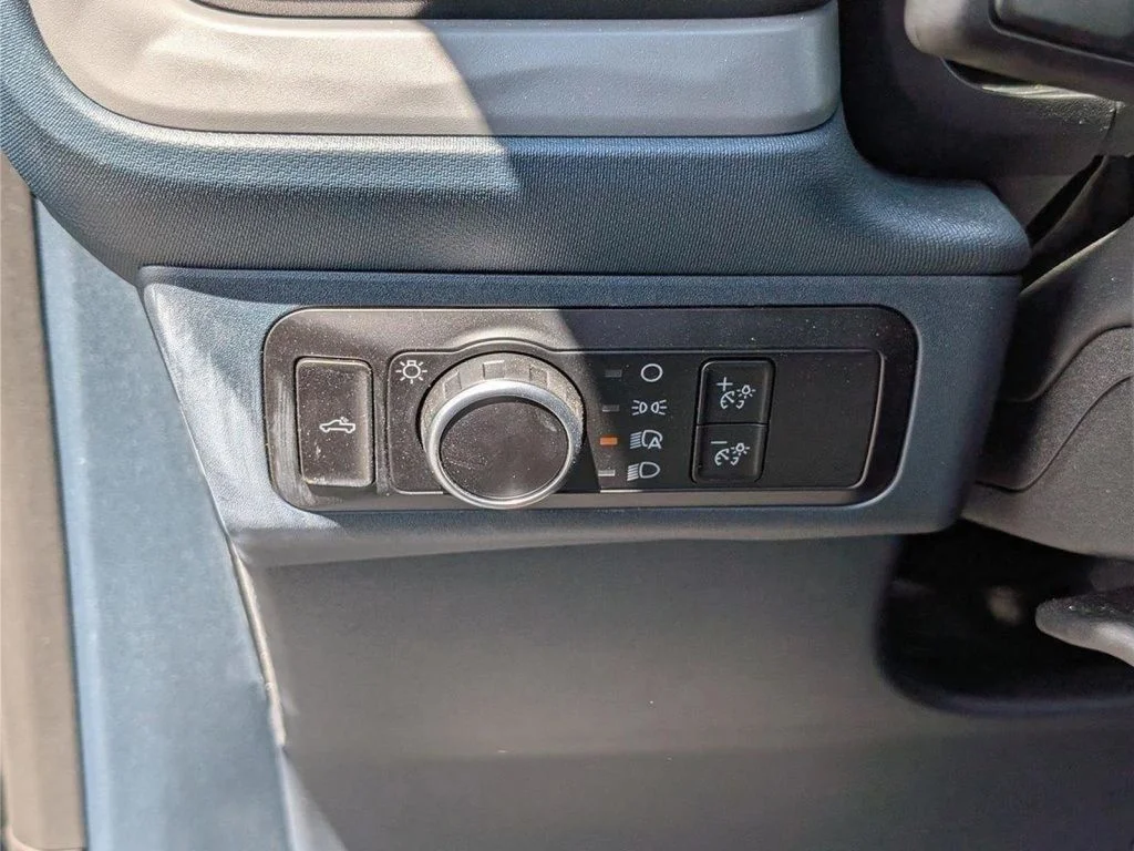 Used 2025 Black Ford XLT image 16