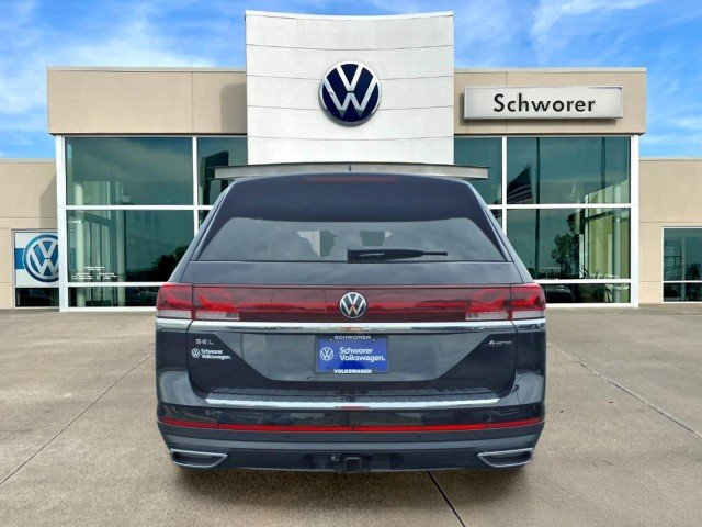 New 2026 Deep Black Pearl Volkswagen SEL 4Motion image 7