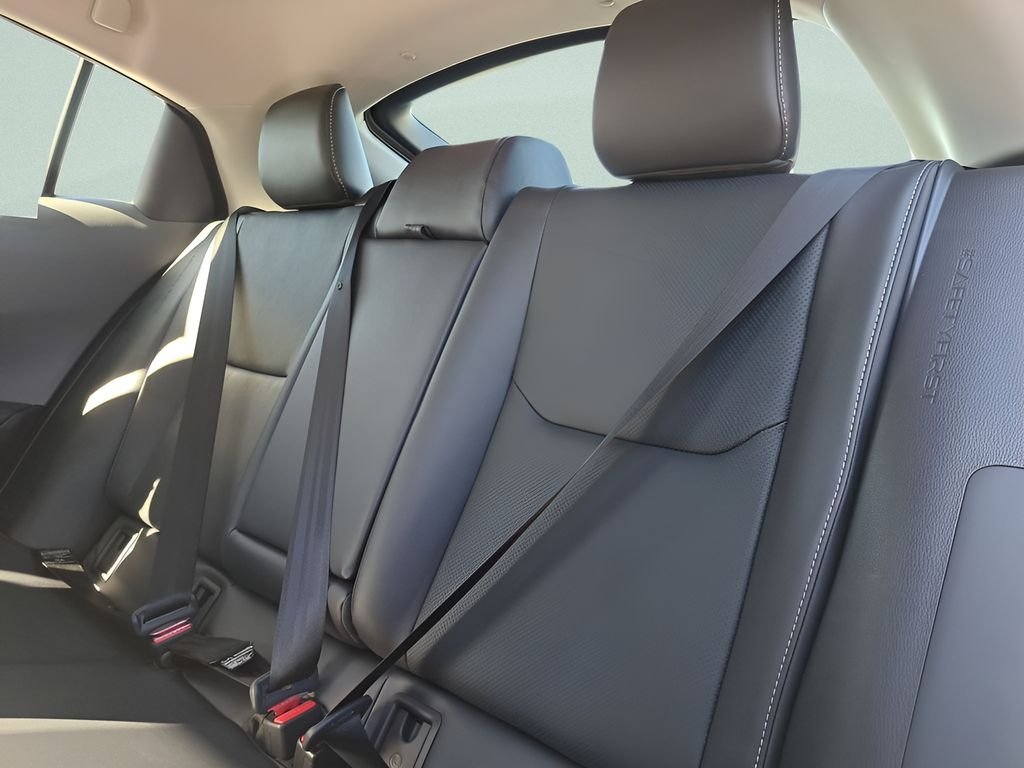 2026 Toyota Prius Limited - Photo 9