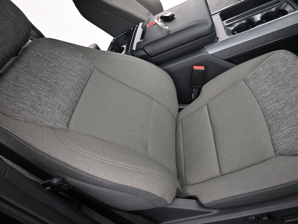 2025 Ford F-150 XLT - Photo 25