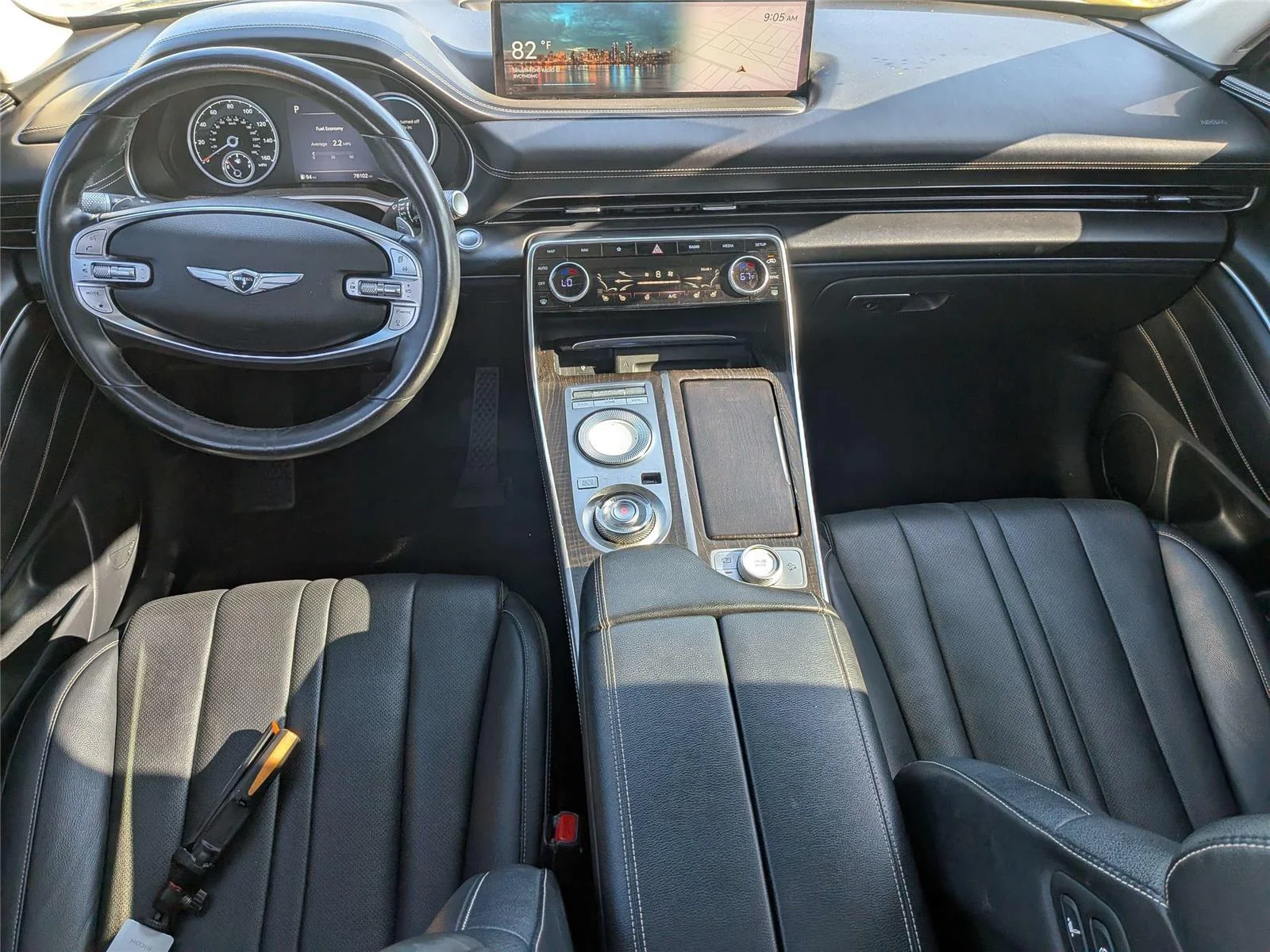 Used 2021 Silver Genesis 2.5T image 16
