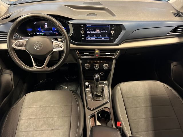 Used 2023 Gray Volkswagen 1.5T SE image 18