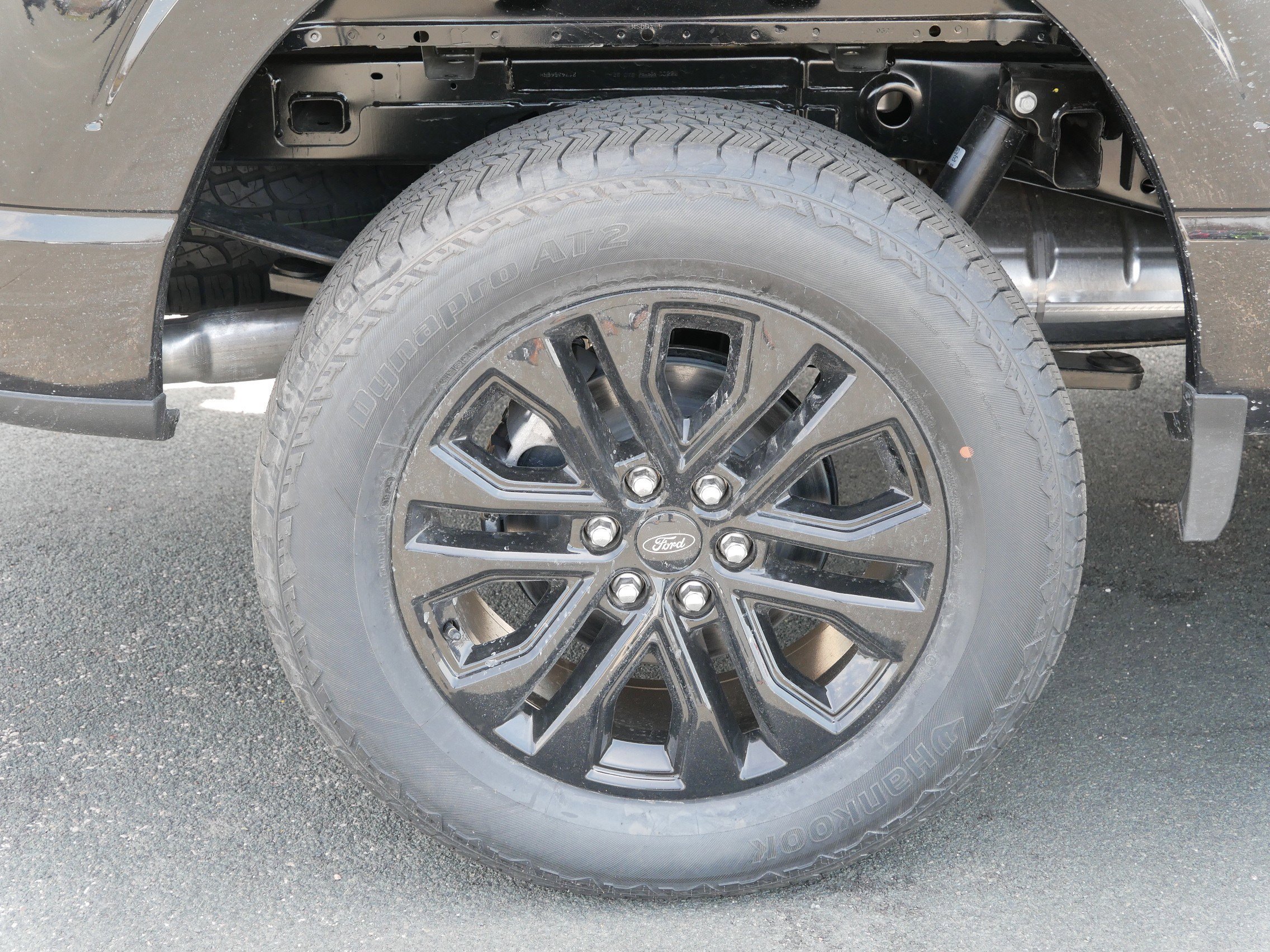New 2026 Agate Black Metallic Ford Lariat® image 9