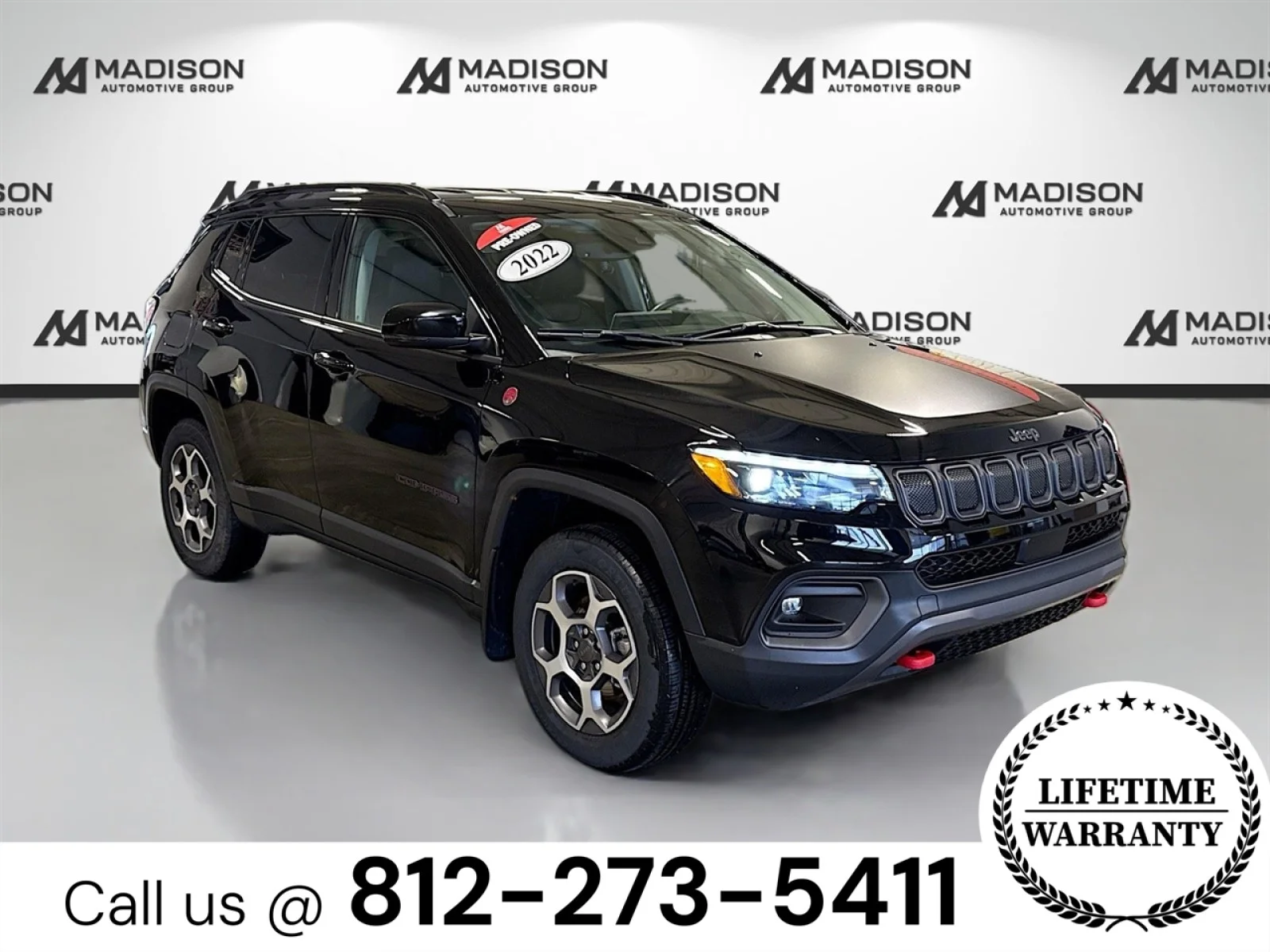 Used 2022 BLK Jeep Trailhawk image 3