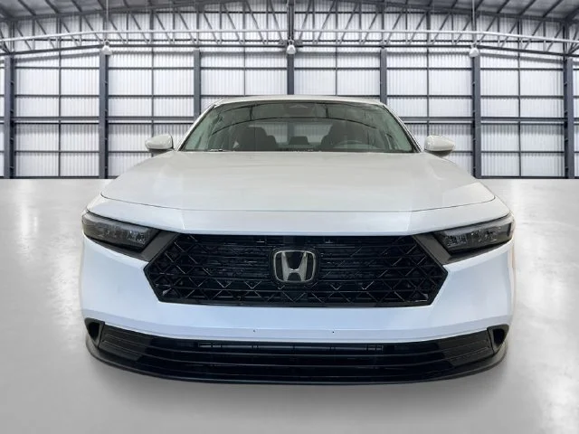 New 2026 Platinum White Pearl Honda LX image 9