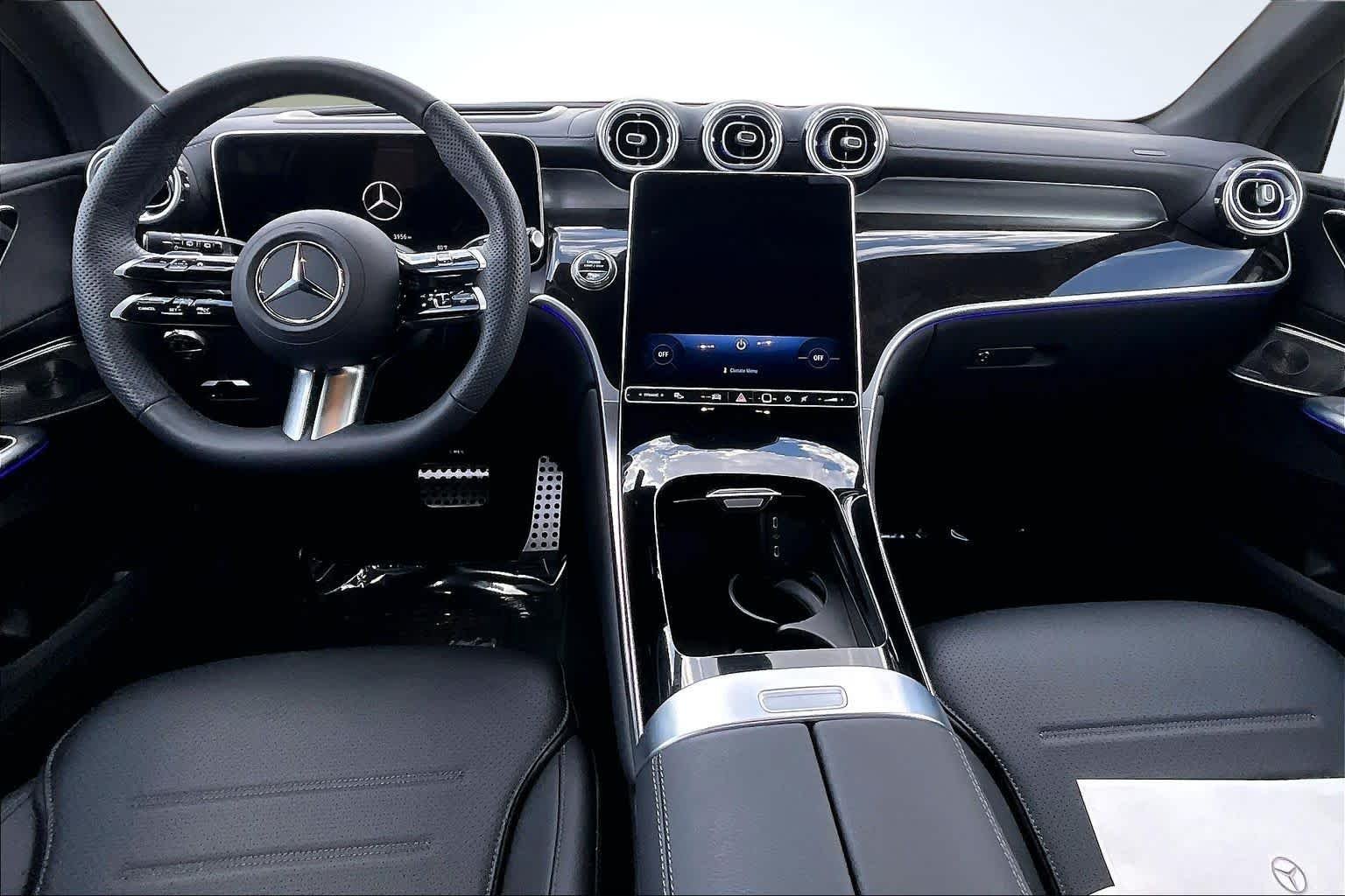 New 2026 Obsidian Black Metallic Mercedes-Benz GLC 300 image 10