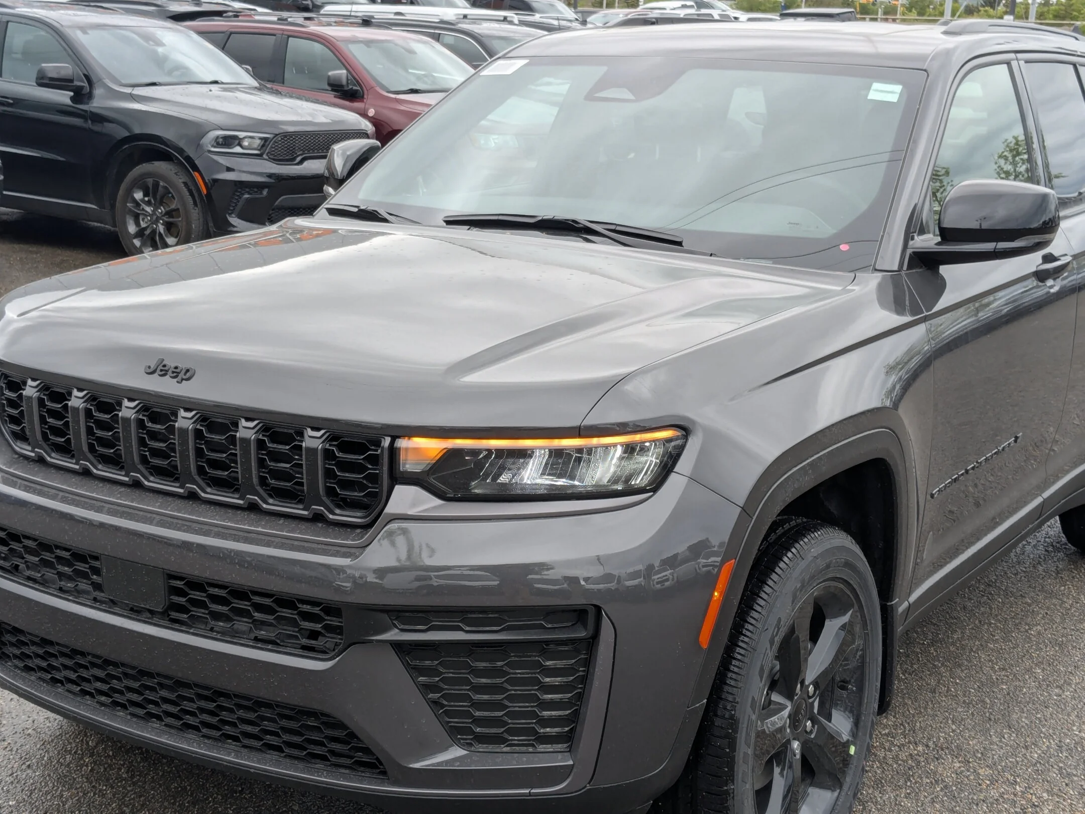 New 2026 Grey Jeep Altitude - - 4x4 - Power Sunroof - Trailer Tow Pkg - 20 Black Wheels - Remote Start & More! image 10