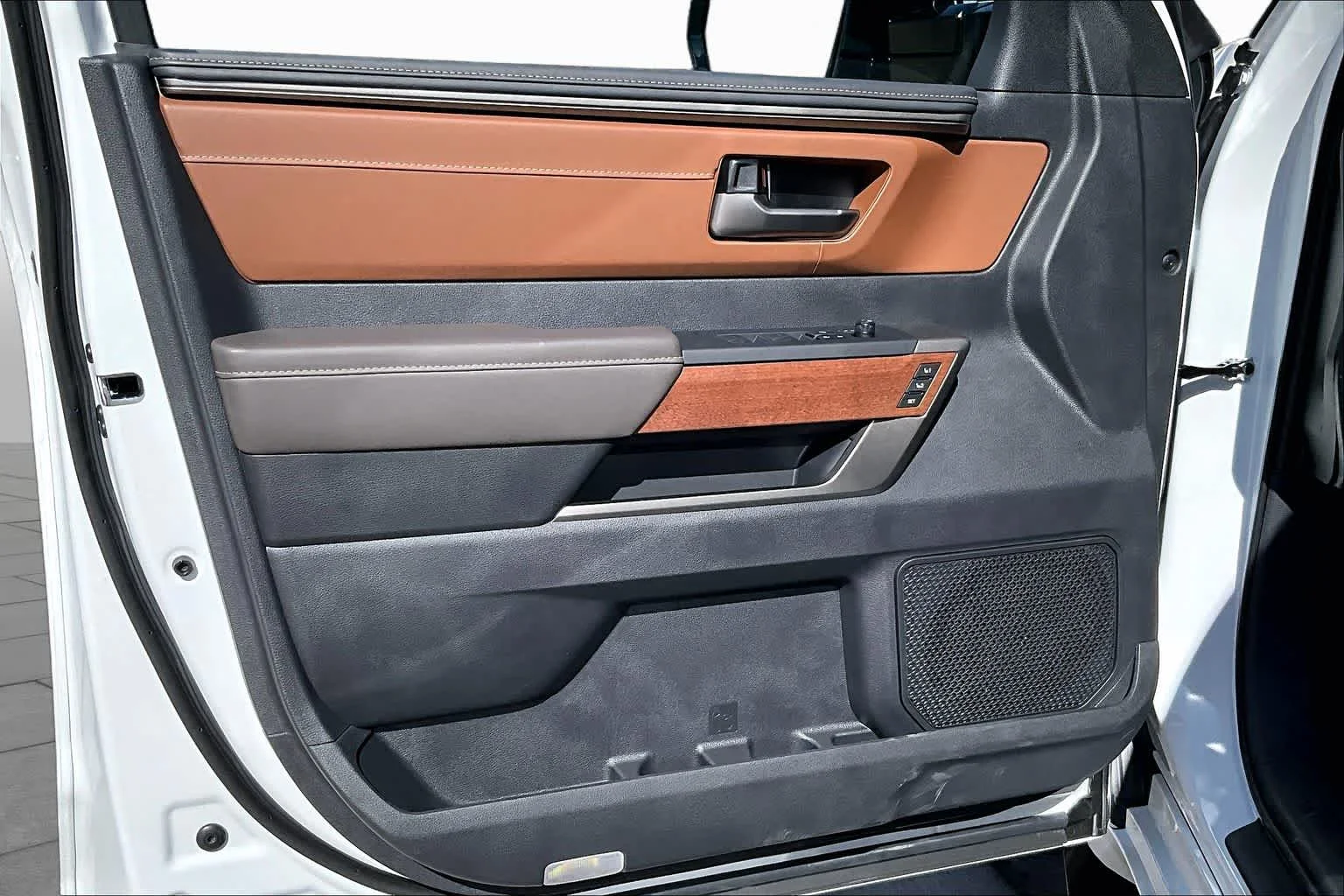 New 2026 Wind Chill Pearl Toyota 1794 Edition image 10
