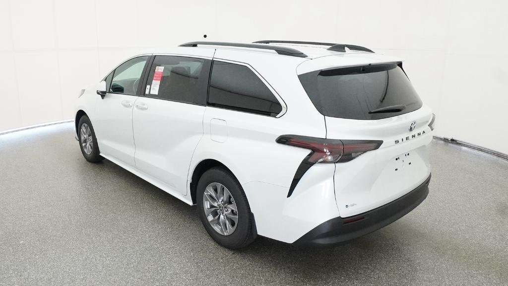 New 2026 Wind Chill Pearl Toyota XLE image 39