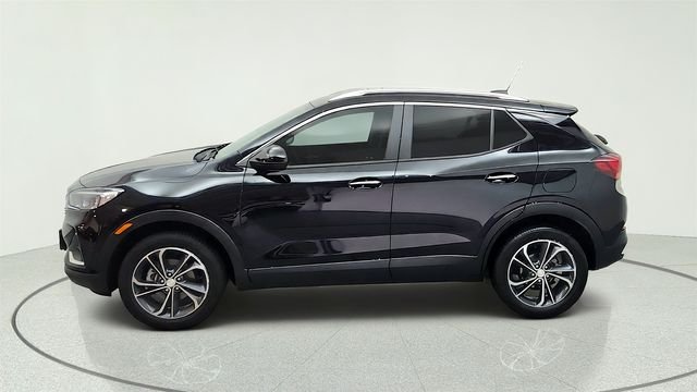 Used 2020 Black Buick Select image 7