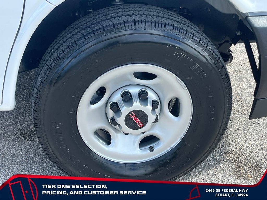 New 2026 Summit White GMC Work Van image 15