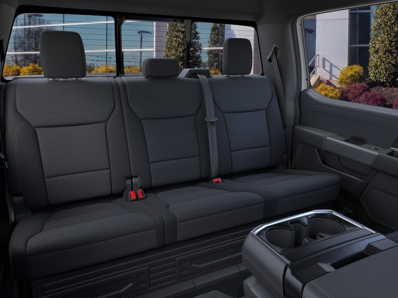 New 2026 Oxford White Ford XLT image 23