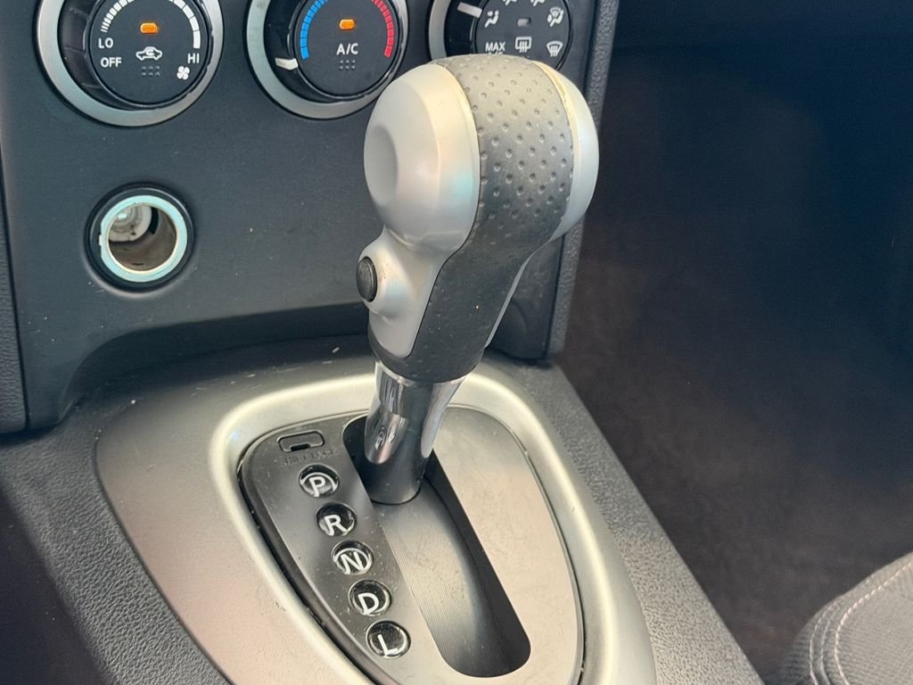 Used 2011 Gray Nissan SV image 19