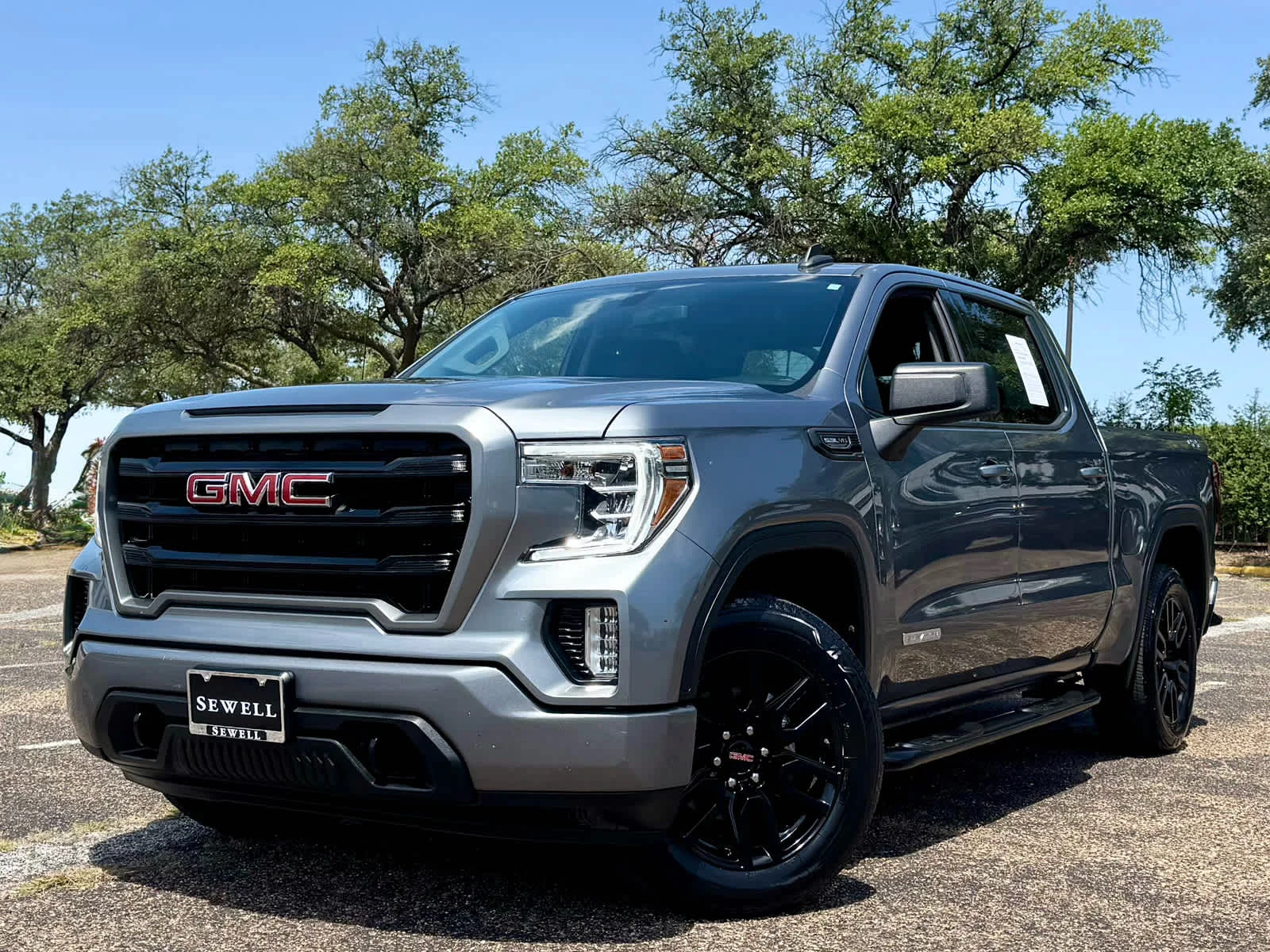 2021 GMC Sierra 4WD Crew Cab Short Box Elevation's photo